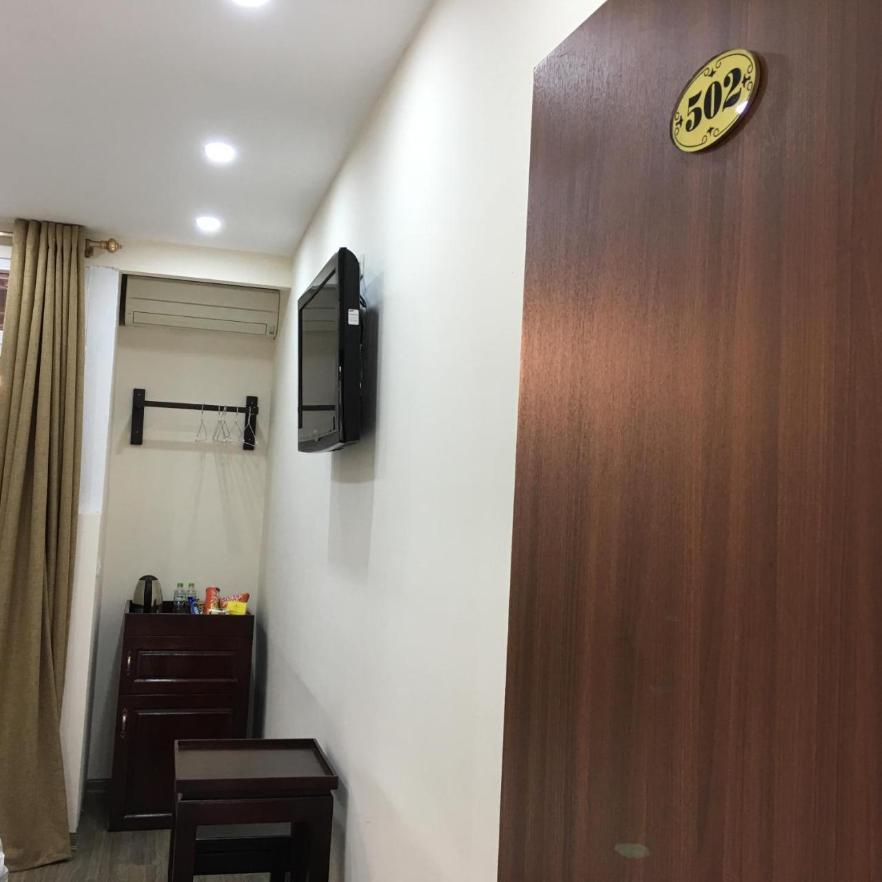 Khách sạn Ellogia Rusta - Managed By Hostesk Hà Nội